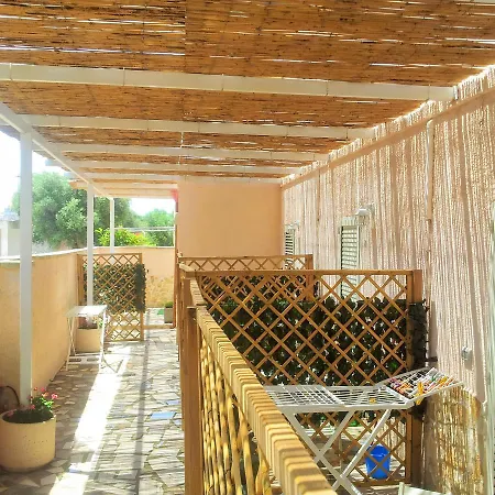 Lägenhet L'aurora Torre Lapillo