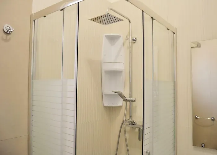 L'aurora 托雷拉皮罗